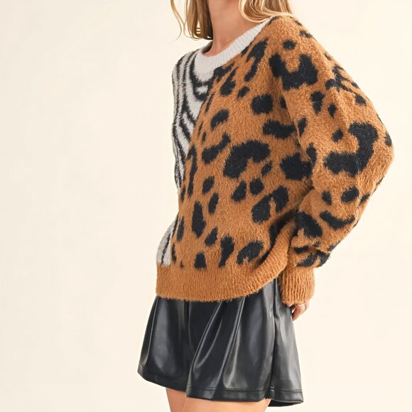 NWT LUXE Animal Print Drop Sleeve Sweater - Picture 5 of 9